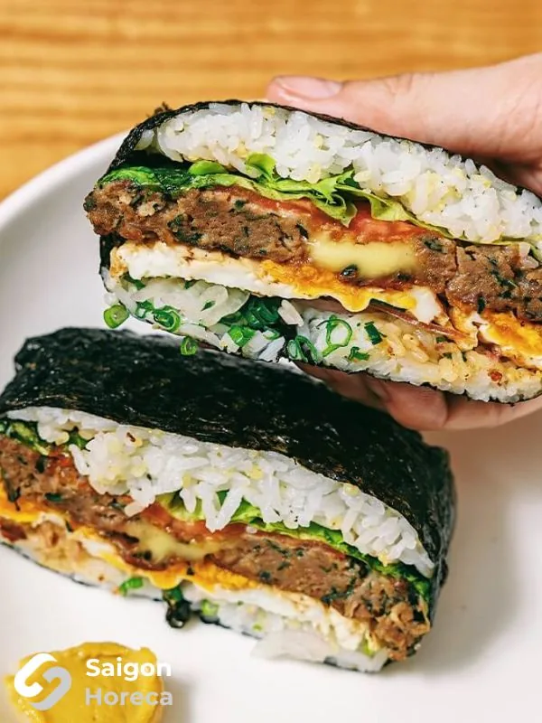 Seaweed rice burger (onigirazu) at Mùa Craft Sake